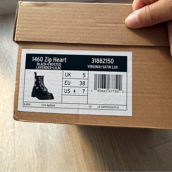 NWT Dr.Marten 1460 zip heart Virginia satin lux - Picture 5 of 9